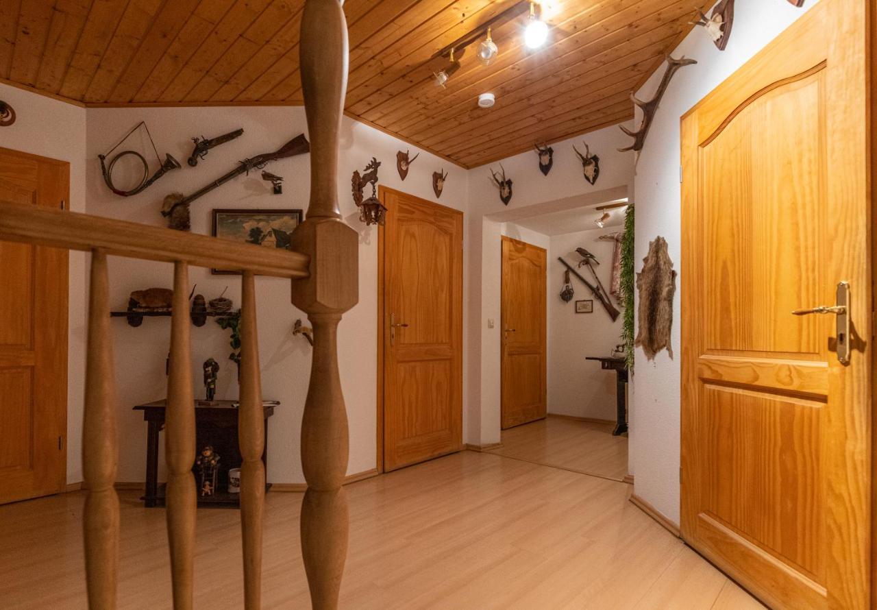 Pension Und Gaststaette Zur Knappenschaenke Thermalbad Wiesenbad Екстериор снимка